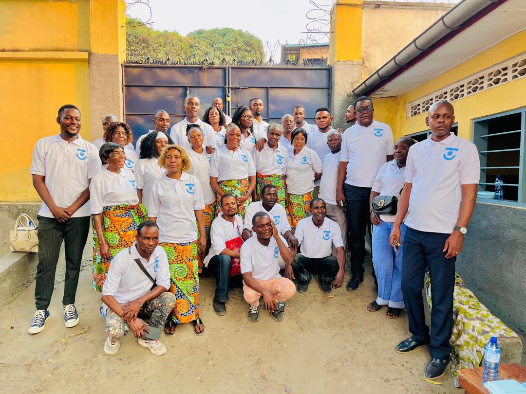 Équipe SFX — Ensemble pour l'excellence éducative à Makala — Complexe Scolaire Saint François Xavier
